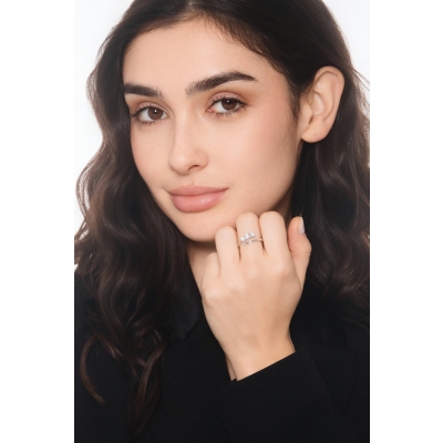 Anello trilogy contrarié in oro bianco 18k con diamanti