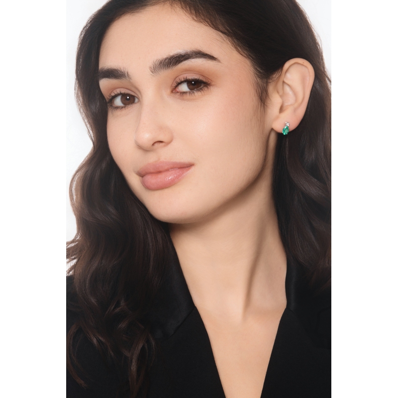 ORECCHINI CON SMERALDO OVALE MM7X5 E CASTONE CON BRILLANTE(PA2CO-2)