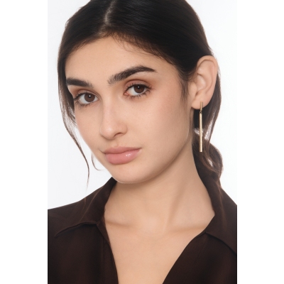 Orecchini pendenti con barrette in oro giallo 750