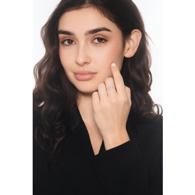 Anello in oro bianco 750 con zaffiro rosa e diamanti