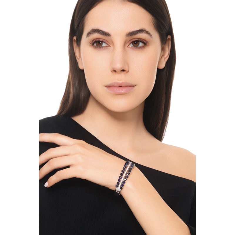 Bracciale design oro bianco 18k con zaffiri blu e diamanti 