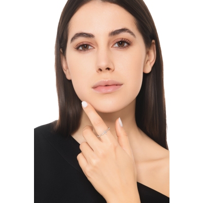 Anello in Oro Bianco 18k con inserto a croce e Diamanti