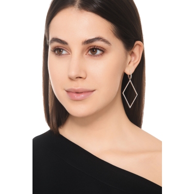 Orecchini pendenti a rombo in oro bianco 18k con diamanti