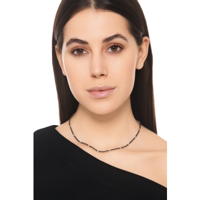 Girocollo tennis diamanti bianchi e neri oro bianco