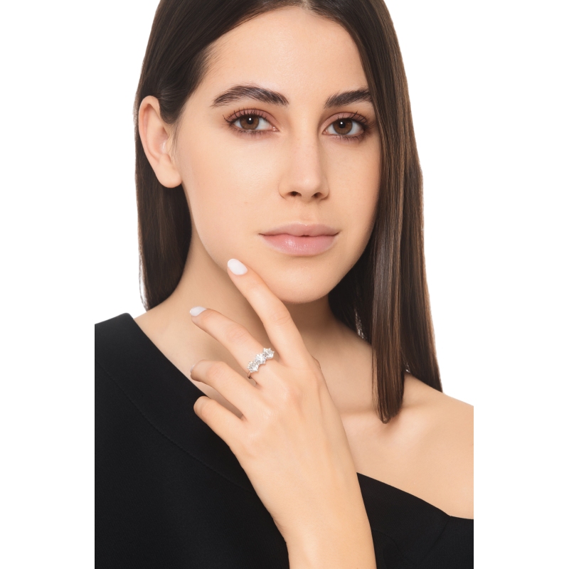 Anello trilogy lineare in oro bianco 18k con diamanti, 3.00 ct