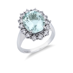 Anello acquamarina ovale e diamanti a contorno in oro bianco