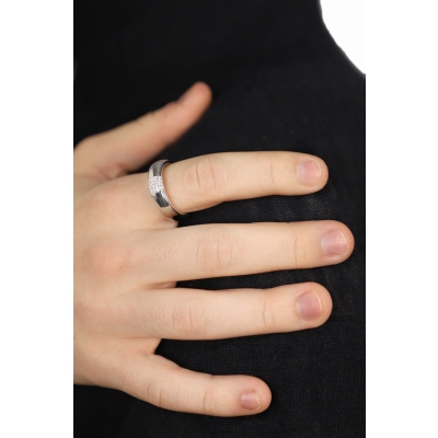 Anello fascia uomo con pavé in diamanti in oro bianco