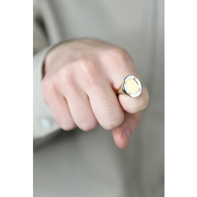 Anello ovale in oro bianco e oro giallo 18k lucido