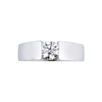 White gold 18k ring with a 0,70 ct diamond