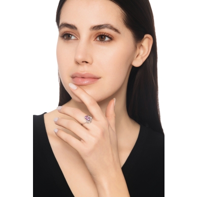 Anello in Oro Bianco 18k con Ametista al centro e Diamanti