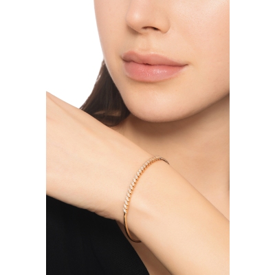 18k rose gold bracelet with diamonds