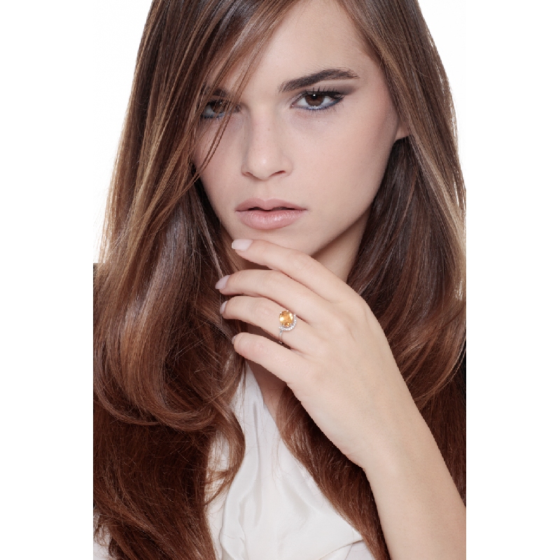 Anello in oro bianco 18k con citrino e Diamanti sul gambo