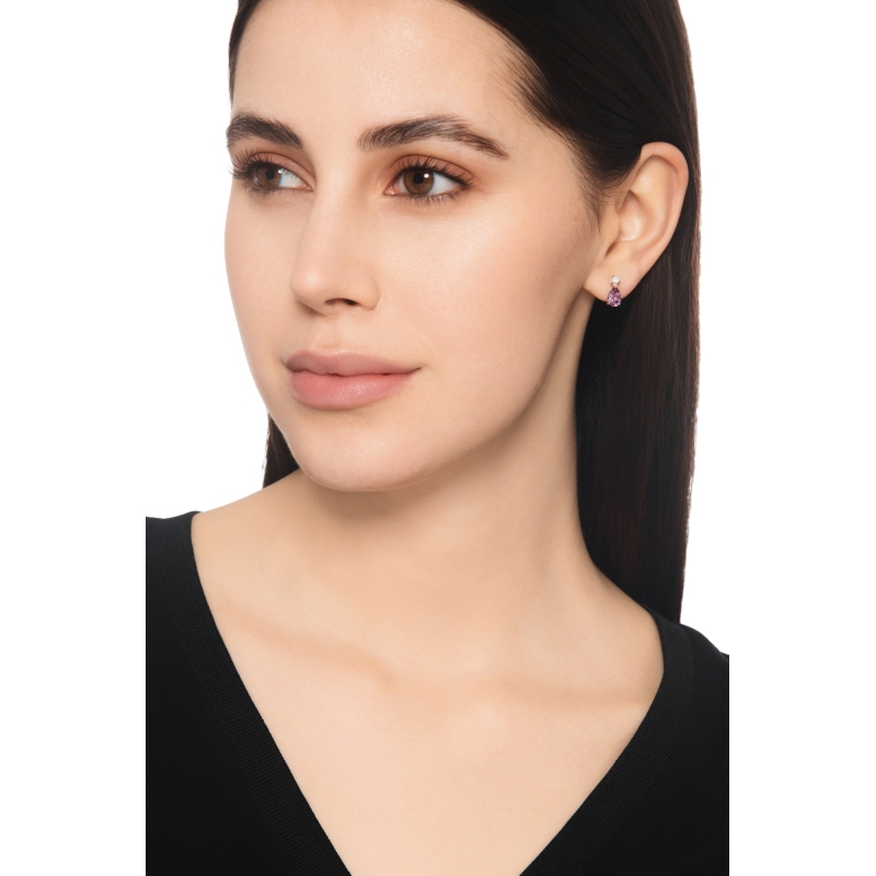 Earrings in white gold 18k with amethyst pear cut and diamonds, 7x5 mm