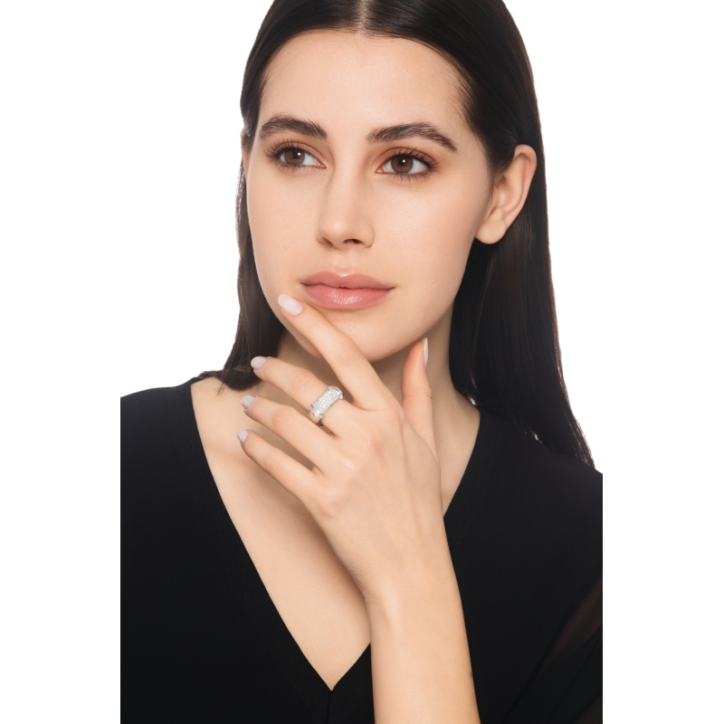 Anello in oro bianco 750 elastico con pavè in diamanti