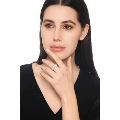 Anello in oro bianco 750 elastico con pavè in diamanti