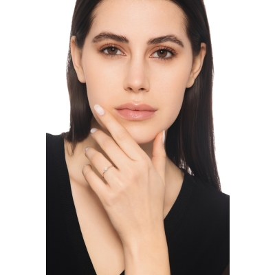 Anello solitario Essenza oro bianco 18k 0,10 ct