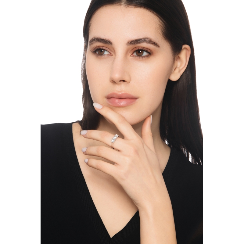 Anello Trilogy in Oro bianco 18k con Diamanti ct. 1,50