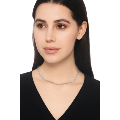 Girocollo tennis lineare piramide in oro bianco 18k con diamanti