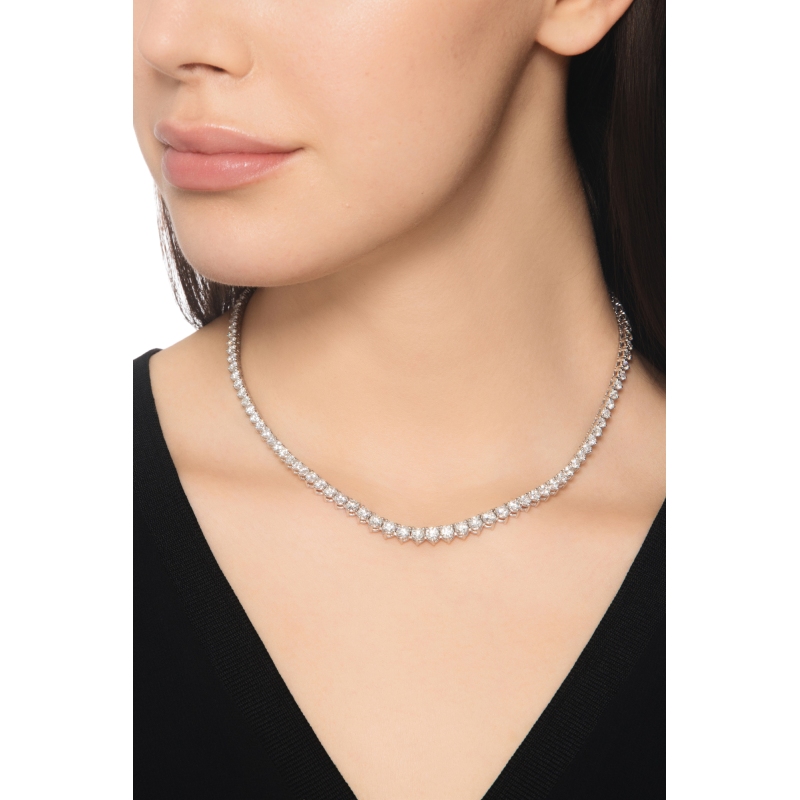 18k white gold graduated tennis necklace with diamonds