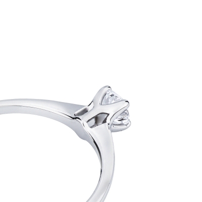 Solitario anello Essenza oro bianco 18k 0,20 ct 
