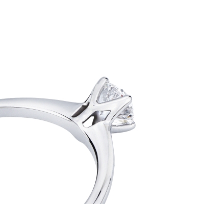 Anello di fidanzamento Essenza oro bianco 0,40 ct 