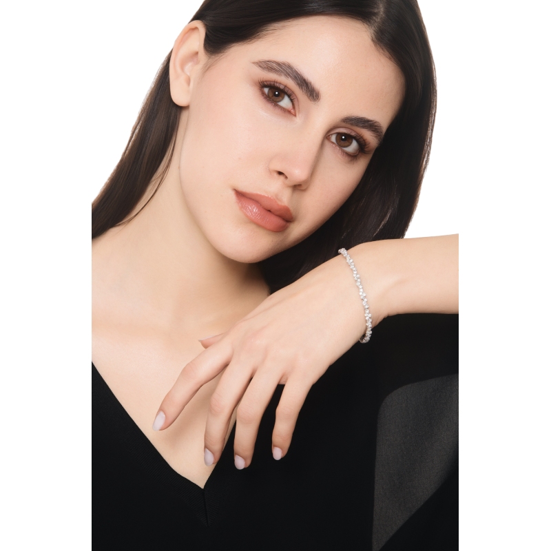 Bracciale design oro bianco 18k con diamanti