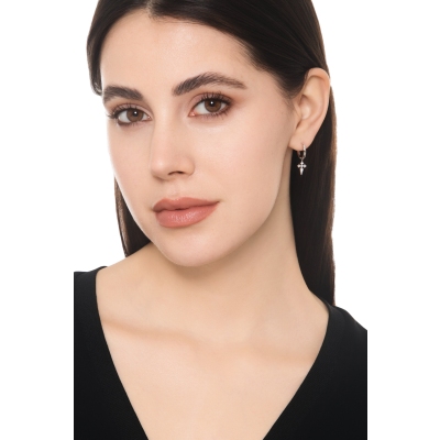 Orecchini in oro bianco 18k cerchio con pendente croce