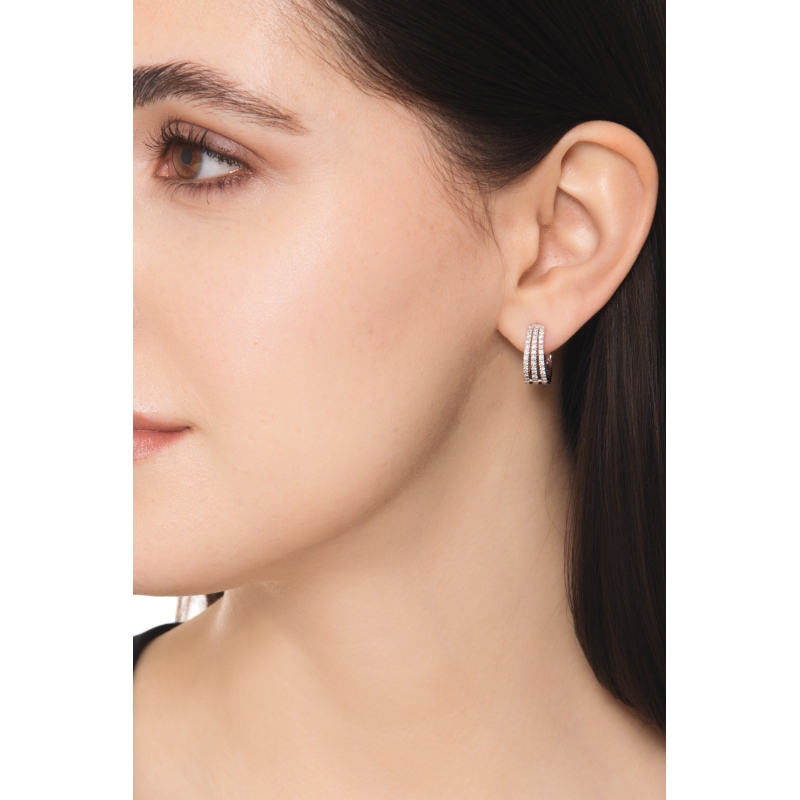 Orecchini cerchio oro bianco 18k con tre file di diamanti