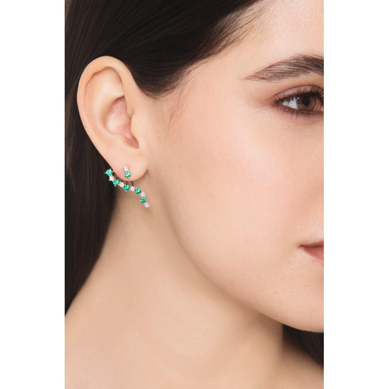 Asymmetric 18k white gold earrings with emeralds and diamonds