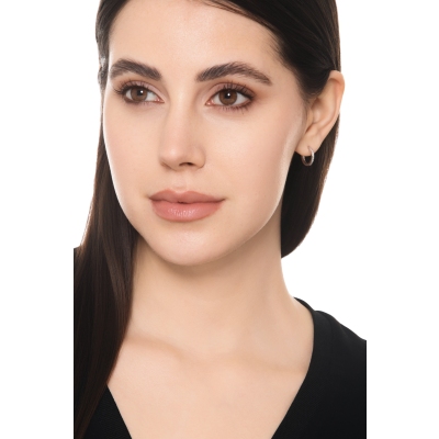 Mono orecchino a piccolo cerchio in oro bianco 18k con diamanti, ct. 0,06