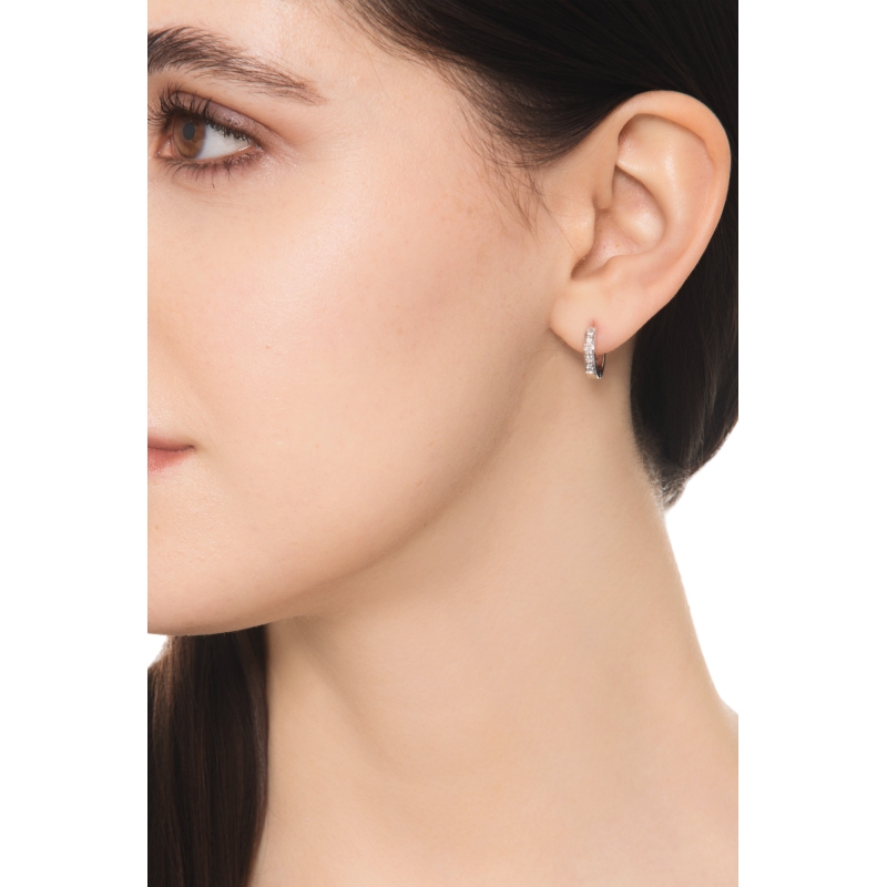 Mono orecchino a cerchio in oro bianco 18k con diamanti, ct. 0,06