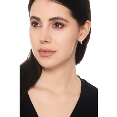 Mono orecchino a cerchio in oro bianco 18k con diamanti, ct. 0,28