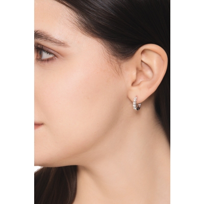 Mono orecchino a cerchio in oro bianco 18k con diamanti, ct. 0,28