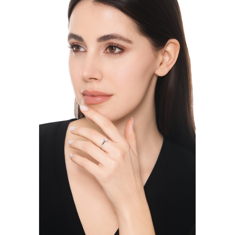 Anello con diamante taglio princess 0.50ct  GIA in oro bianco 18k