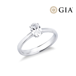 Anello con diamante taglio ovale 0.70ct GIA in oro bianco 18k
