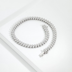 Bracciale tennis oro bianco con diamanti navette