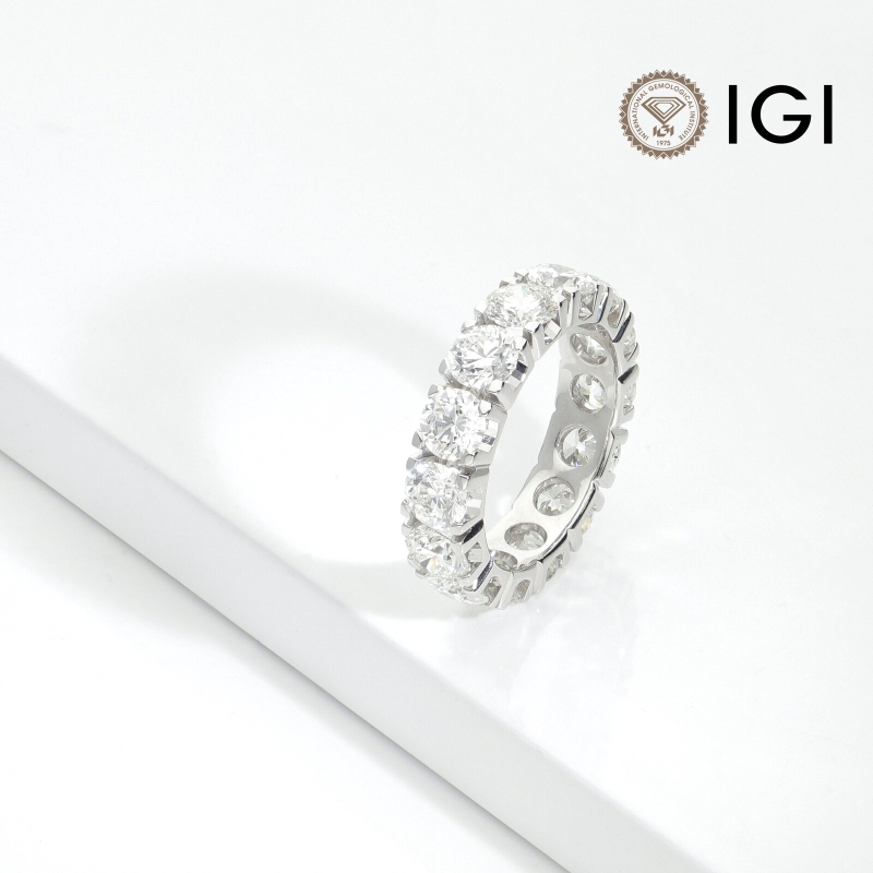 Anello eternity in oro bianco 750 con diamanti certificati IGI F VS