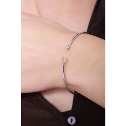 18k white gold rigid bracelet with letter C 2