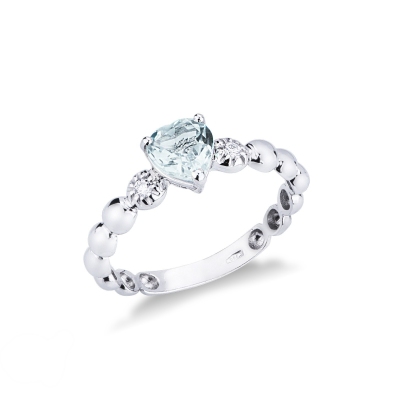 18k white gold ring with aquamarine heart cut and diamonds 