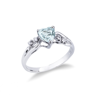 White gold 18k ring with aquamarine and diamonds 