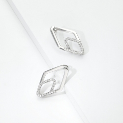Orecchini design in oro bianco 750 a rombo con diamanti