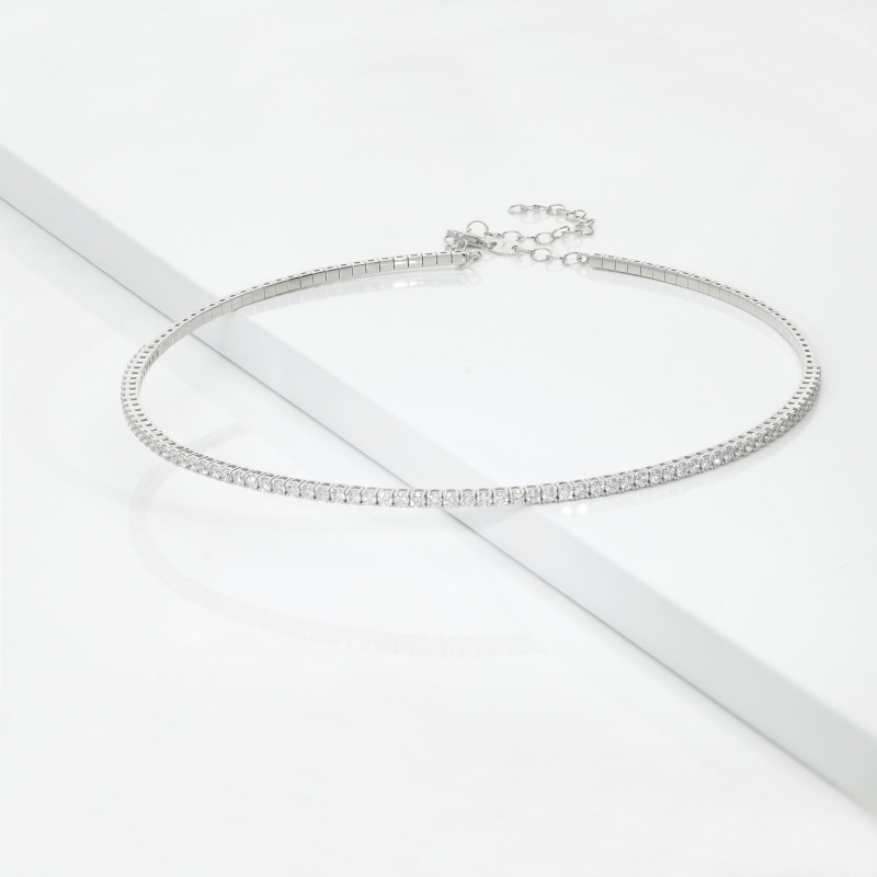Collana choker in oro bianco 750 con diamanti