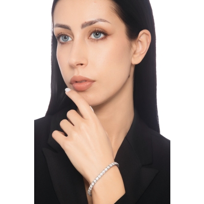 Bracciale tennis piramide in oro bianco 750 con diamanti