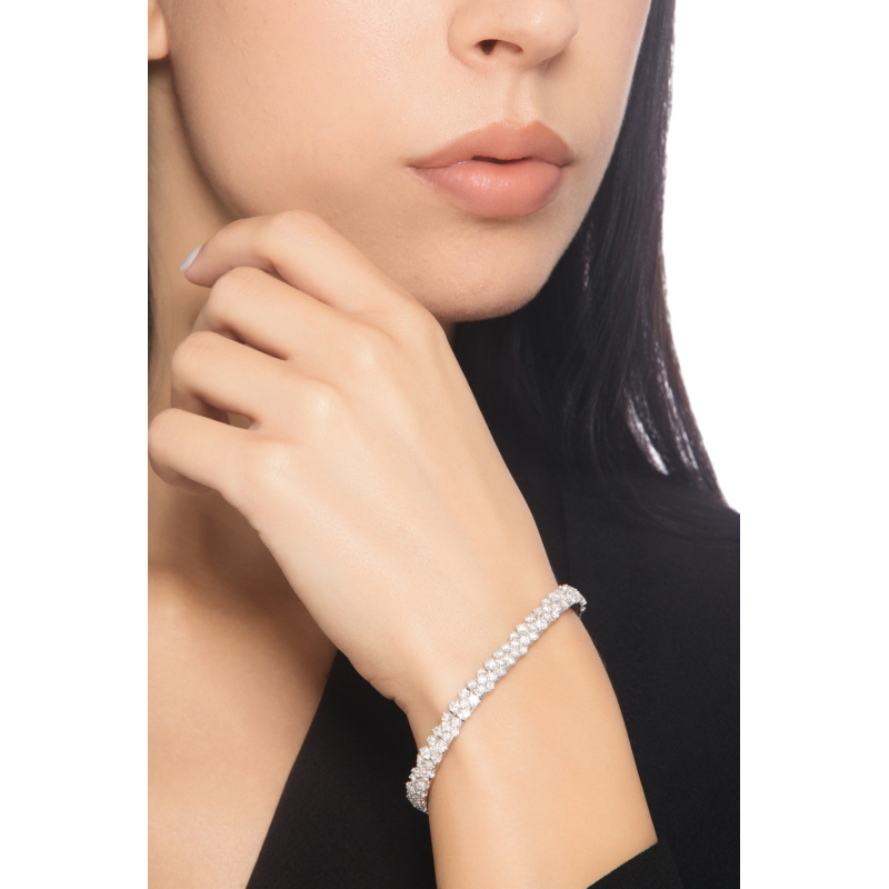 Bracciale in oro bianco 750 design con diamanti