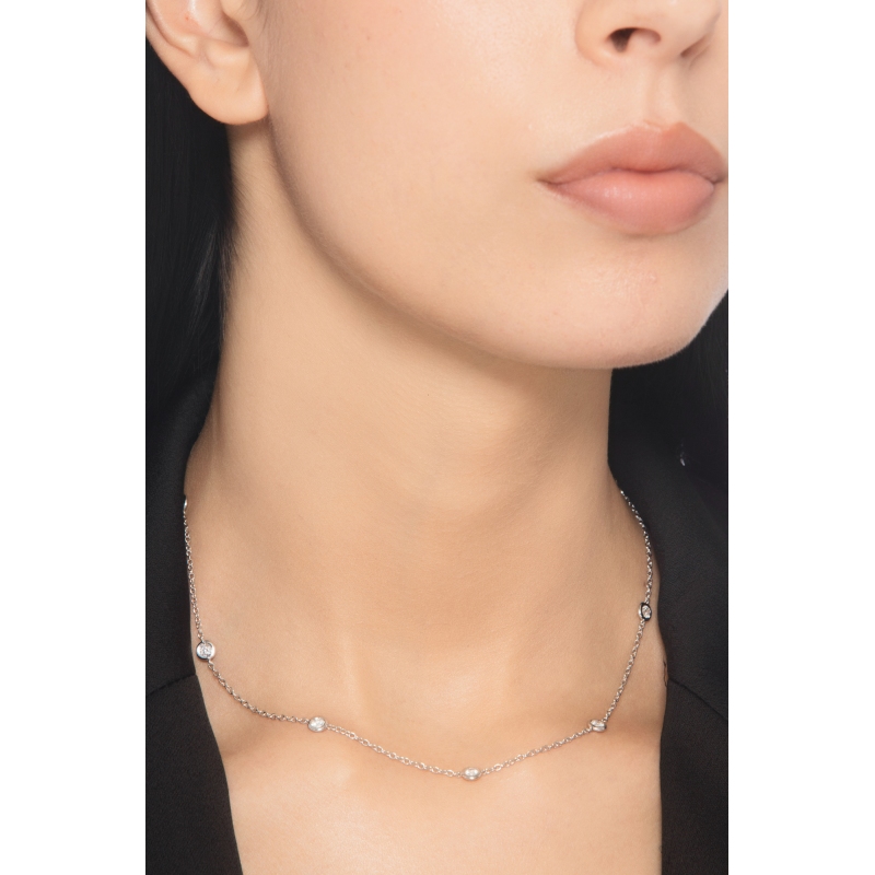 White gold 18k necklace with 9 bezel diamonds 