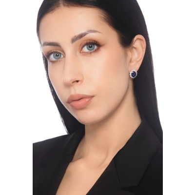 Orecchini in oro bianco 18k con zaffiro blu e diamanti