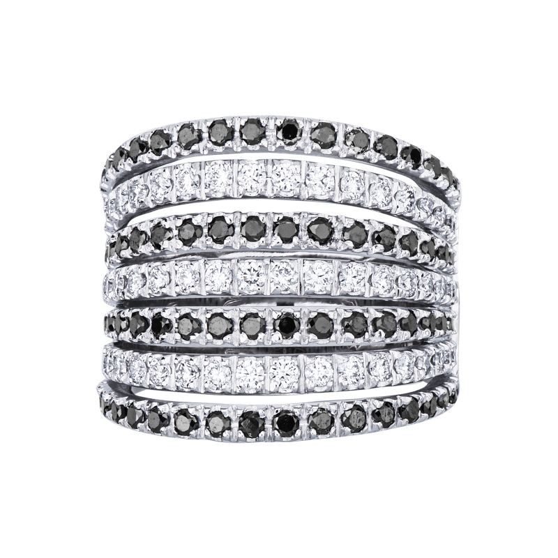 White gold 18k band ring with black and white diamonds 