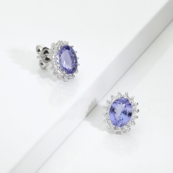 Orecchini in oro bianco 18k con tanzanite e diamanti