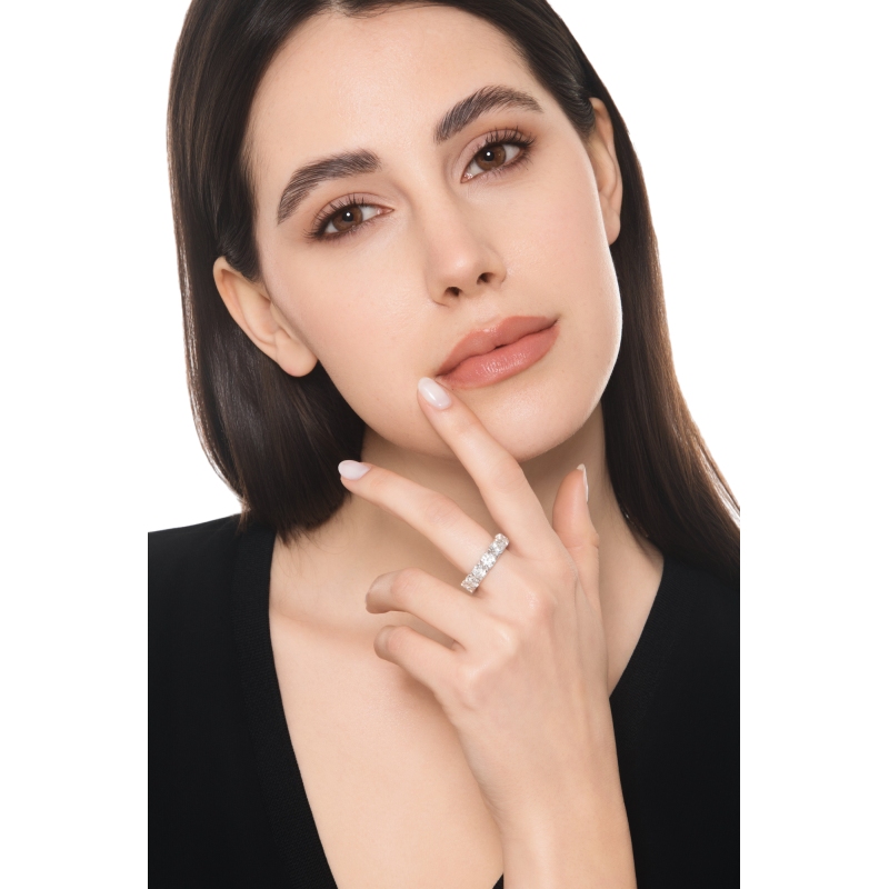 Anello eternity oro bianco 18k con diamanti certificati IGI F VS