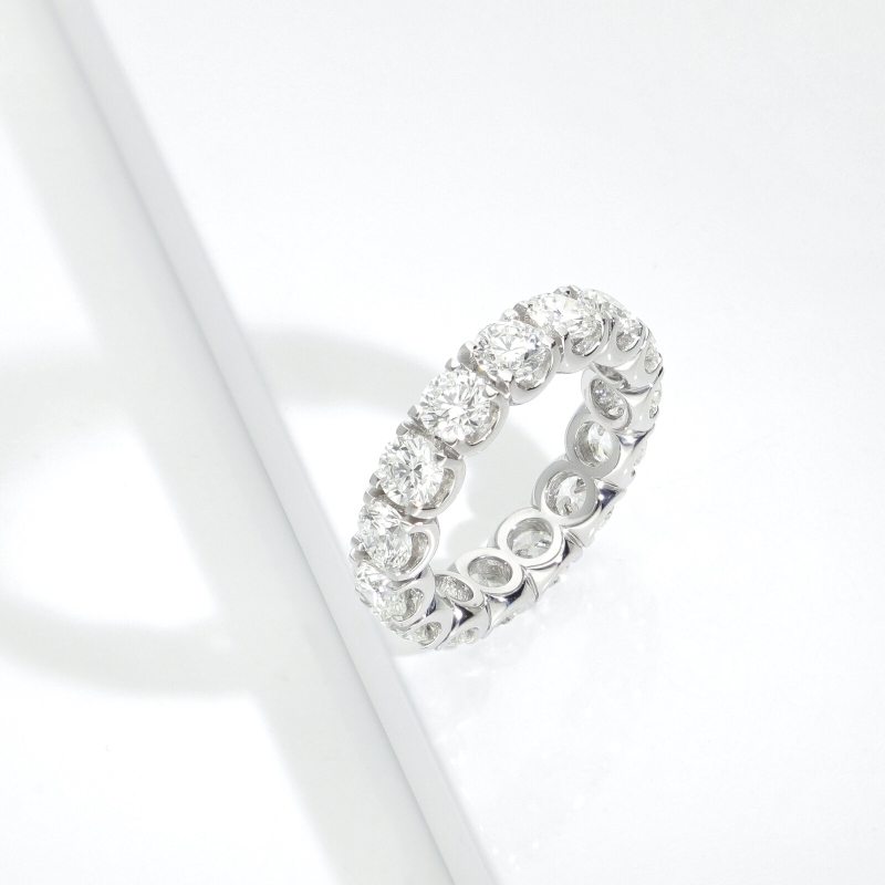Anello eternity oro bianco 750 con diamanti certificati IGI F VS
